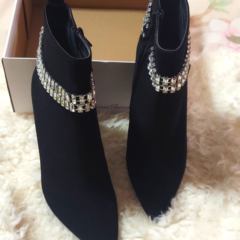 Women's boots 👢